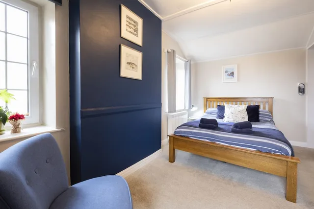 Standard, Double Bed, Private Bathroom, The Wheelhouse Guesthouse 3/4