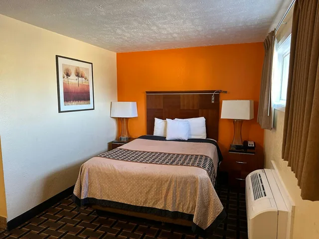 غرفة بسرير كوين، Stay Inn by OYO Near I 80 Lincoln West 1/2