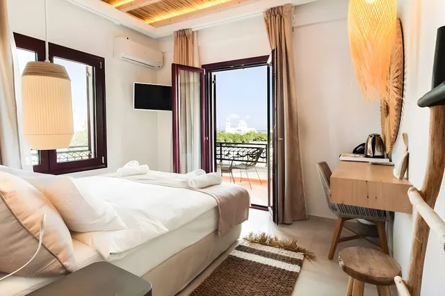غرفة بريميوم بسرير مزدوج بإطلالة على البحر، Aktaion Beach Boutique Hotel and Spa 2/5