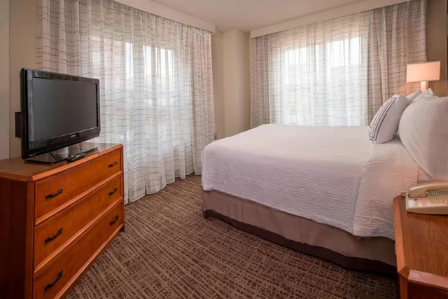 جناح بسرير كوين بغرفة نوم واحدة، Residence Inn Alexandria Old Town Duke Street 2/6