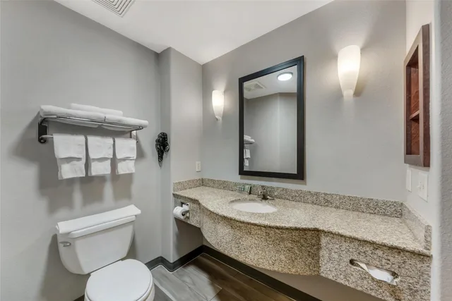 Room, King Bed, Sofa, Best Western Sea World/Lackland AFB NW Hotel Suites 2/2