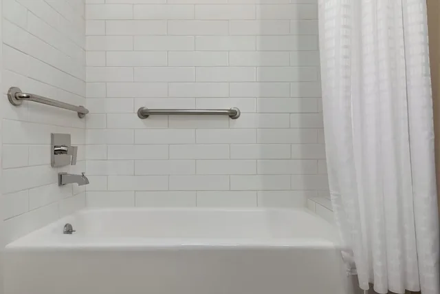 غرفة بسريرين كوين لذوي الإعاقة، Ramada By Wyndham Del Rio 6/7