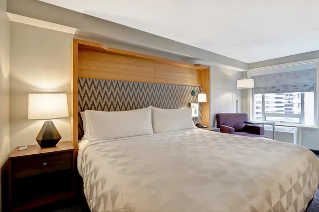 غرفة قياسية بسرير فردي، Holiday Inn Ottawa Dwtn Parliament Hill 2/5