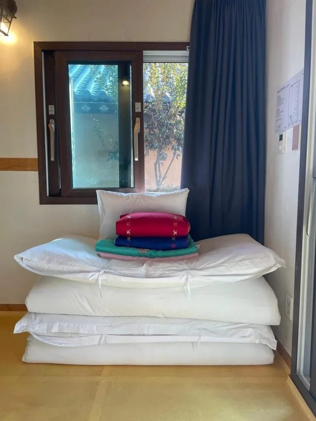 جناح بفراش فوتون، Hanok Hyeyum 1/1