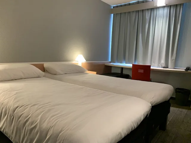 غرفة قياسية بسريرين منفصلين، Ibis Auray 1/10