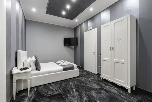 غرفة كلاسيكية بسرير مزدوج، Hotel Bella Napoli Suites 4/8