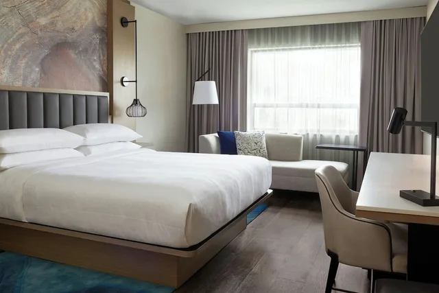 غرفة كلوب بسرير كينج، Kingston Market Square Hotel 1/5
