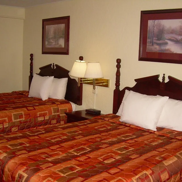 غرفة اقتصادية بسرير مزدوج، 83 Motel 3/10