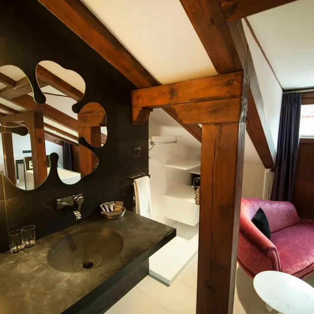 Room, King Bed, Attic، Posada Del Leon de Oro 9/10