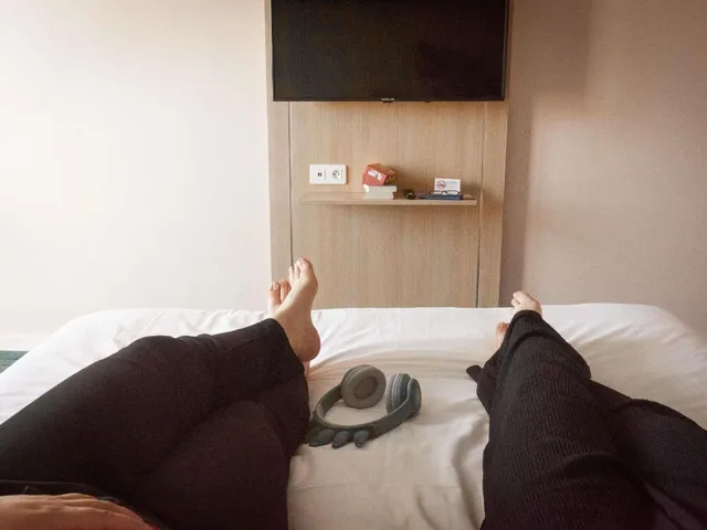 جناح بسرير مزدوج، IBIS STYLES CHINON 6/10