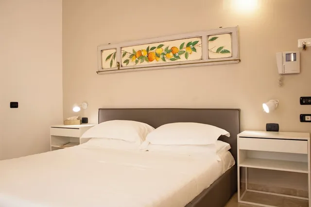 Studio, Queen Bed, Balcony, Al San Domenico Residence 4/10