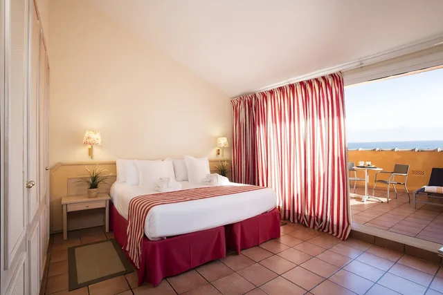 غرفة سوبيريور بسرير مزدوج بشرفة، Luna Club Yoga & Spa Hotel 2/4