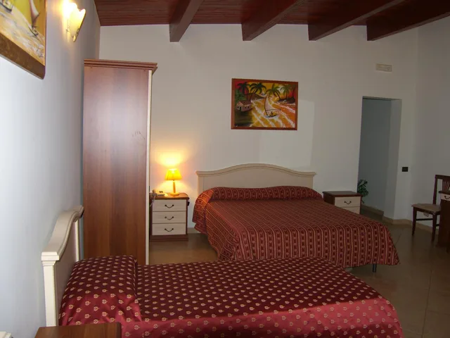 غرفة رباعية، GENIUS HOTEL 4/5