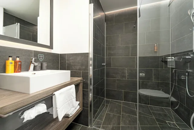 3 Bedrooms, Penthouse, 3 King Beds, Sofa, Sauna، Avenida Panorama Suites Kaprun 10/10