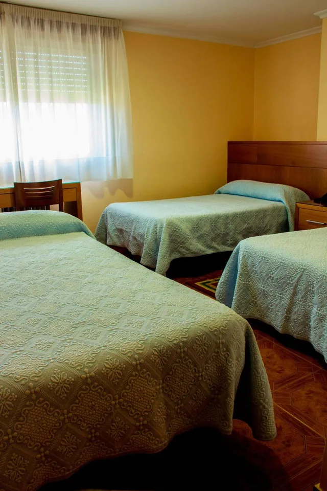 غرفة ثلاثية، Hotel Mabu 8/10