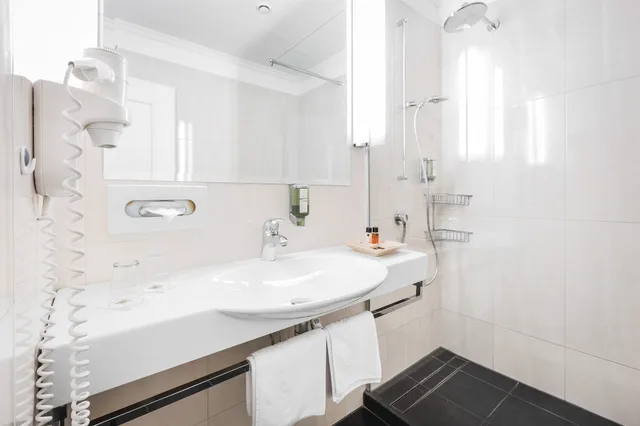 Comfort, Queen Bed, Sofa, Balcony, Attic، Post Seefeld - Wellnesshotel Tirol 3/3