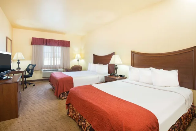 غرفة قياسية بسريرين كوين، Days Inn By Wyndham Ellis 1/3