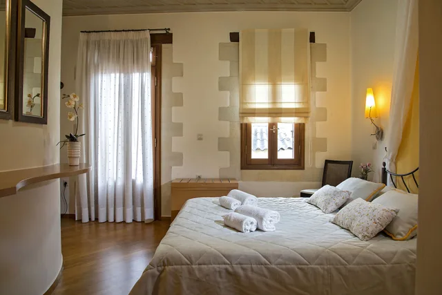 غرفة قياسية بسرير مزدوج بشرفة، Hotel Ionas 1/2