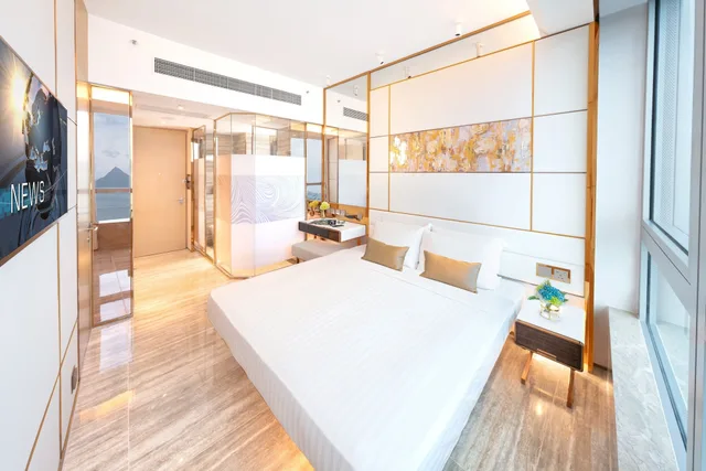 غرفة بريميير بسرير مزدوج بإطلالة على الحديقة، Regala Skycity 1/3
