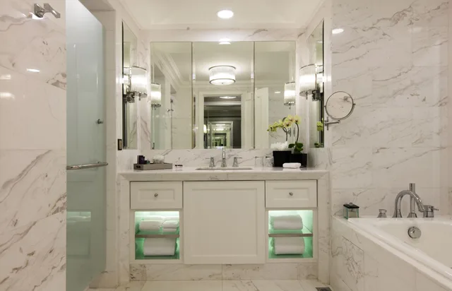 جناح جونيور بسرير كينج بغرفة نوم واحدة، THE RITZ-CARLTON KUALA LUMPUR 2/2