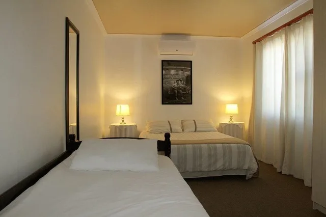 1 Bedroom, Family, Queen Bed, Sofa, Broadway Tygervalley 1/5