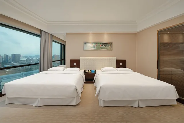 Room, 2 Double Beds, City View, Four Points By Sheraton Hangzhou 3/7