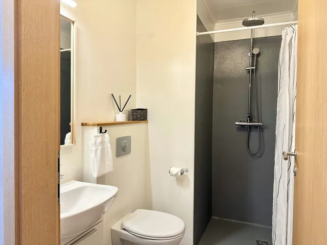 غرفة مفردة بحمام خاص، Hotel Hvammstangi 3/9
