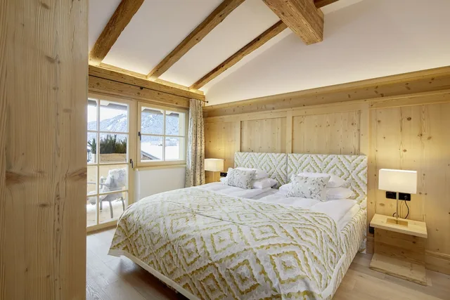 2 Bedrooms, Deluxe, Chalet, 2 King Beds, Mountain Side, Mountain View، Tennerhof Luxury Chalets 1/3