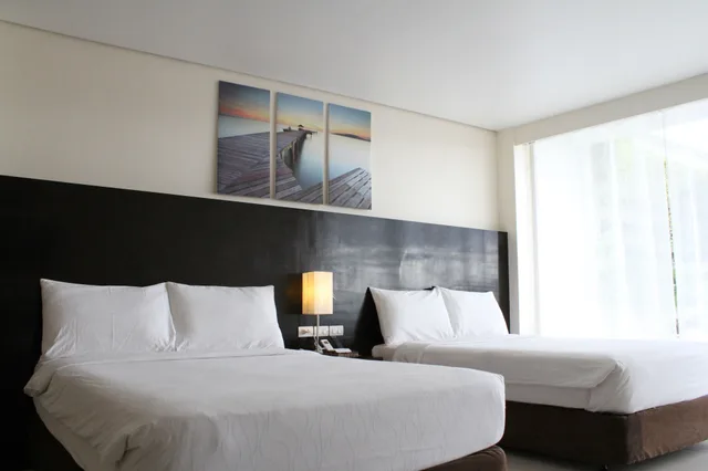 Family Suite, 1 Single and 3 Double Beds, Ocean View، Ocean Suites Boutique Hotel 7/10