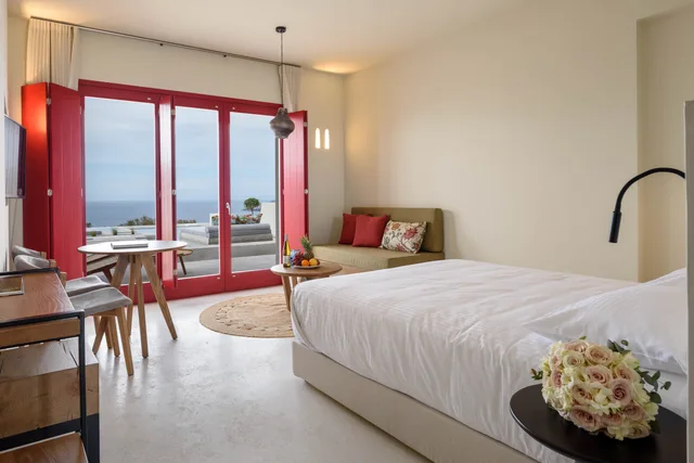 جناح تنفيذي، Potnia Theron Suites 1/4