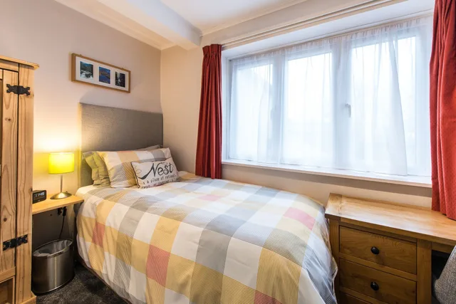 Room, Single, Single Bed, Tudor Lodge 1/2