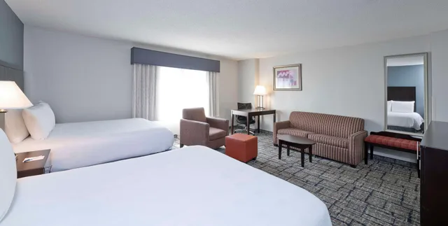 جناح بسريرين كوين، Best Western Plus Hotel & Conference Center 1/4