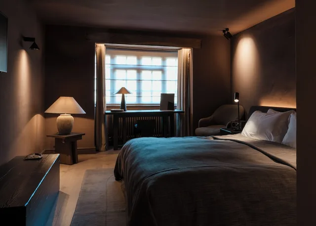 Comfy, Courtyard, Double Bed، Charingworth Manor 1/6