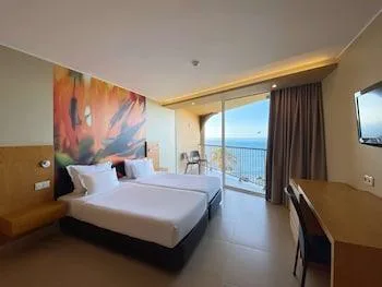 Junior Suite Sea View 4+0، The Views Oasis 1/1