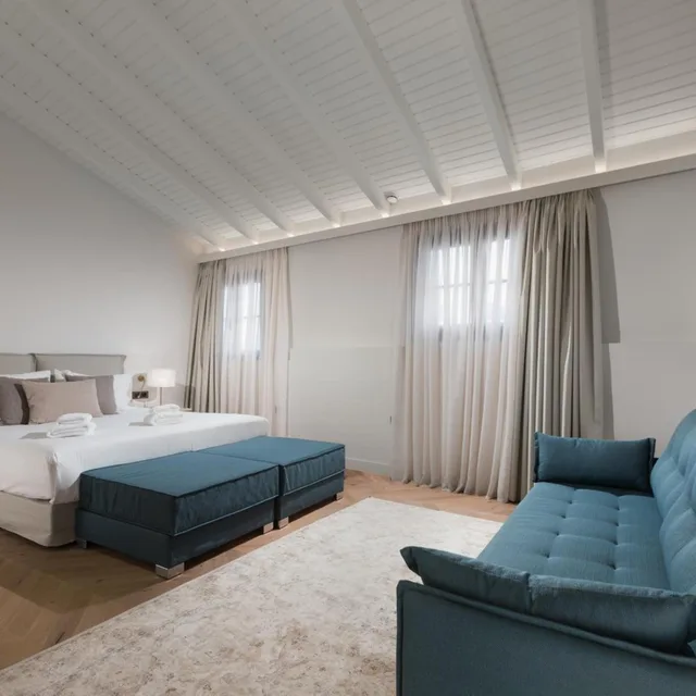 Neo Classic, Residence, Suite، The Residence Aiolou Suites & SPA 1/3