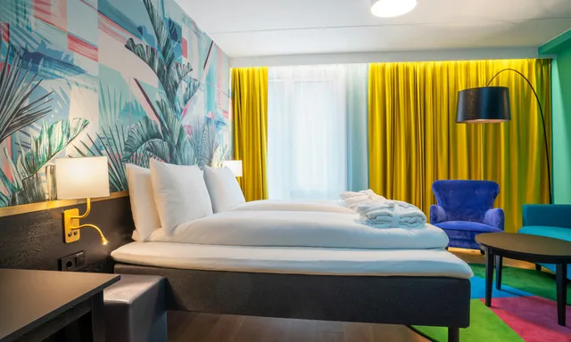 غرفة سوبيريور، Thon Hotel Storo 1/4