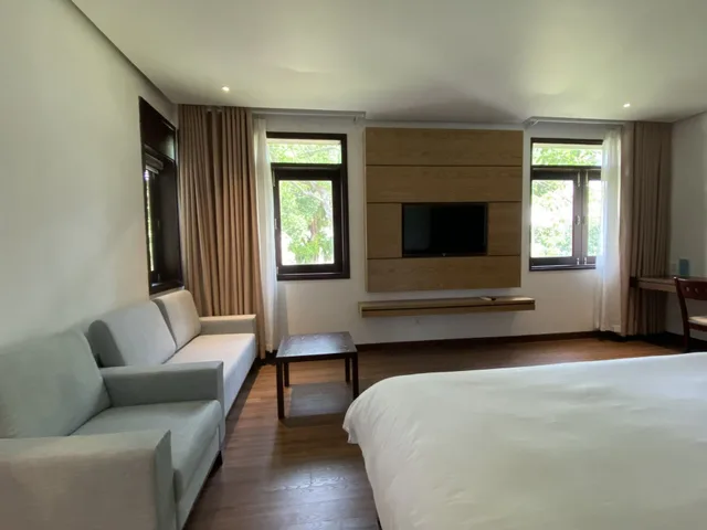جناح بسرير كينج بإطلالة على البحر، Hoang Ngoc Beach Resort 7/10