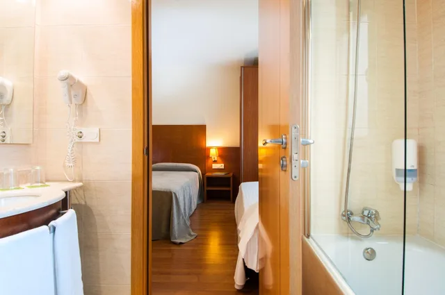 غرفة ثلاثية، Ibis Styles Pamplona Noain 1/1