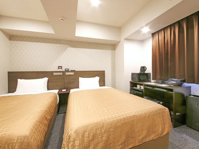 غرفة بسريرين منفصلين للمدخنين، Hotel Livemax Chiba-Chuo Ekimae 1/3