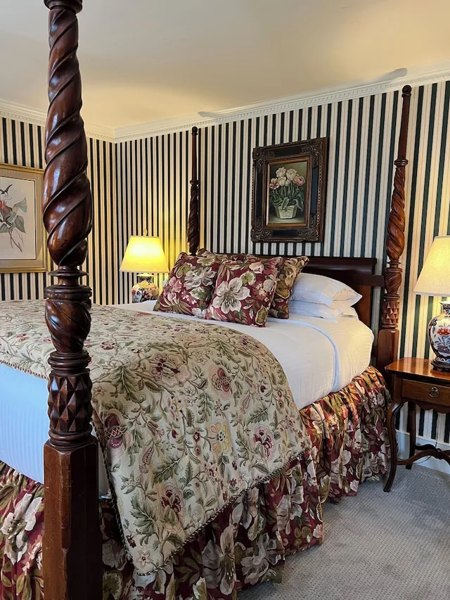 غرفة بسرير كوين بحمام خاص، The Inn at Ormsby Hill 2/4