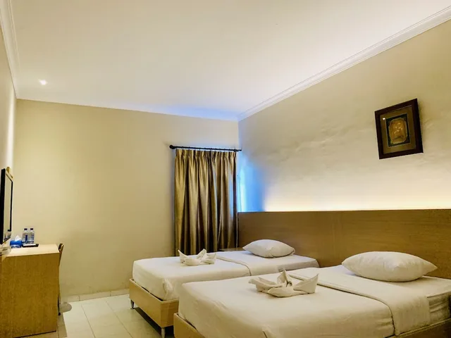 غرفة عائلية بسريرين كوين بإطلالة على المدينة بغرفتي نوم، SKY VIEW HOTEL 2/5