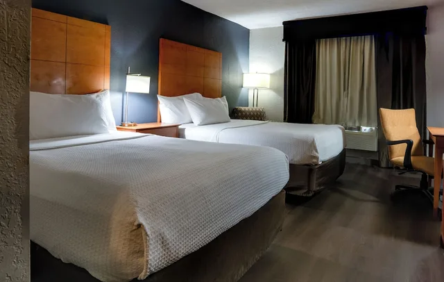 غرفة بسريرين كوين، American Inn and Suites Ferndale 2/3