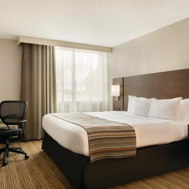 جناح بغرفة نوم واحدة، Country Inn & Suites By Radisson Fergus Falls Mn 1/3