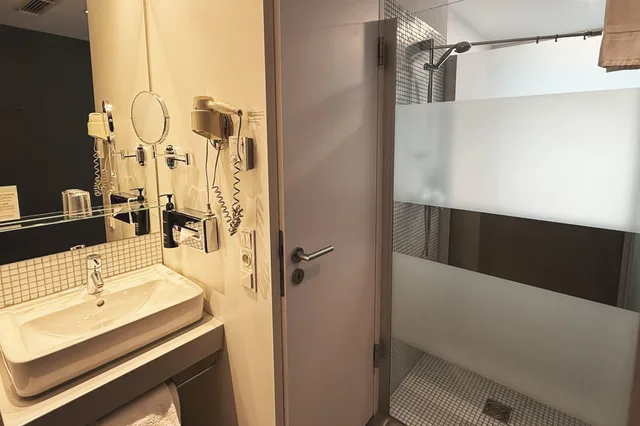 غرفة قياسية بسرير فردي، Garner Hotel Berlin - Gendarmenmarkt by IHG 13/13