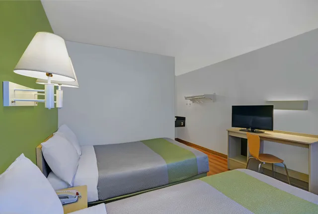 2 Full Beds - Premium, Mini Fridge, Motel6 Kissimmee, FL - Orlando 4/9