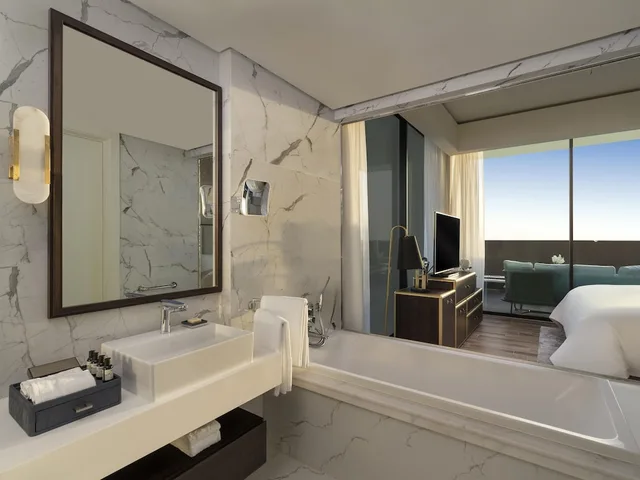 غرفة تنفيذية بشرفة بغرفتي نوم، فندق فيرمونت رملة (Fairmont Ramla Serviced Residences) 3/4