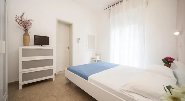 غرفة مفردة، Hotel Colombo 5/6
