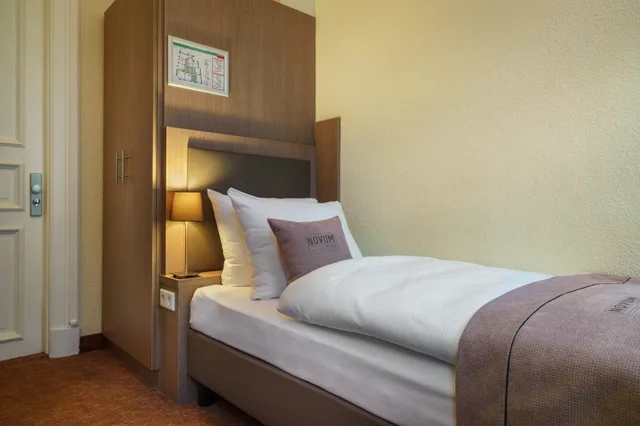 غرفة اقتصادية مفردة بسرير مزدوج بحمام خاص، Hotel Alster 2/3
