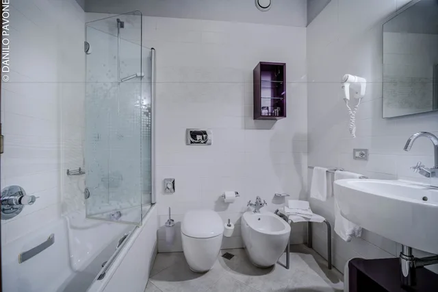 غرفة سوبيريور بسريرين منفصلين، Arli Hotel Business And Wellness 6/6