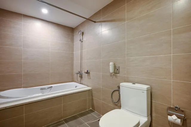 غرفة بريميوم ديلوكس بسرير كينج بإطلالة على المدينة، Muong Thanh Grand Saigon Centre Hotel 9/10
